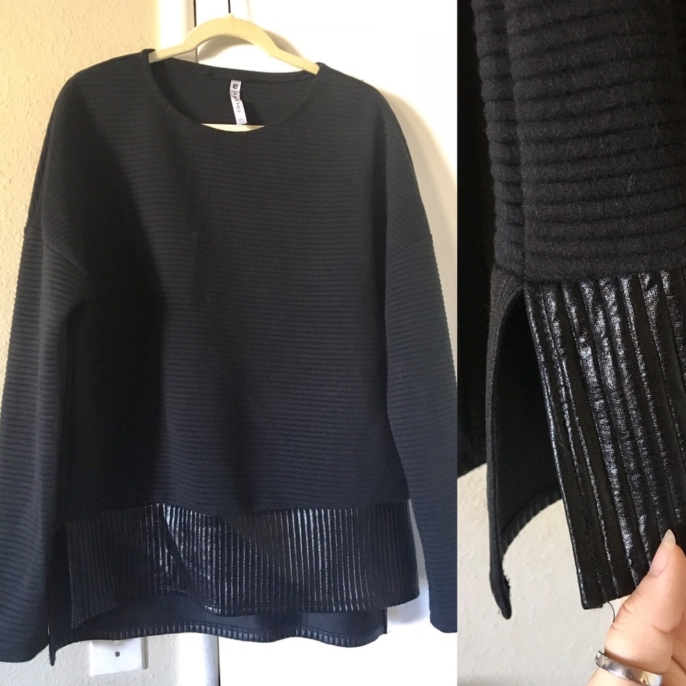 Fabletics sweater